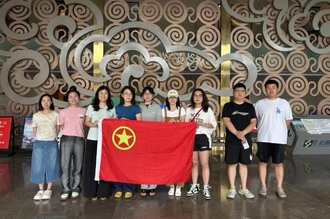有研工研院团支部组织第二期“青年沙龙”观影活动
